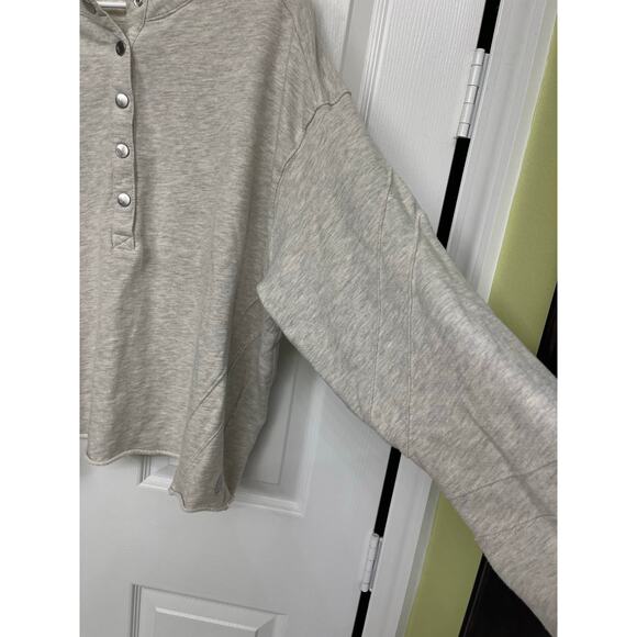 Free people gray play on oversized henley sweatshirt extra small ($128 retail) - Picture 10 of 11